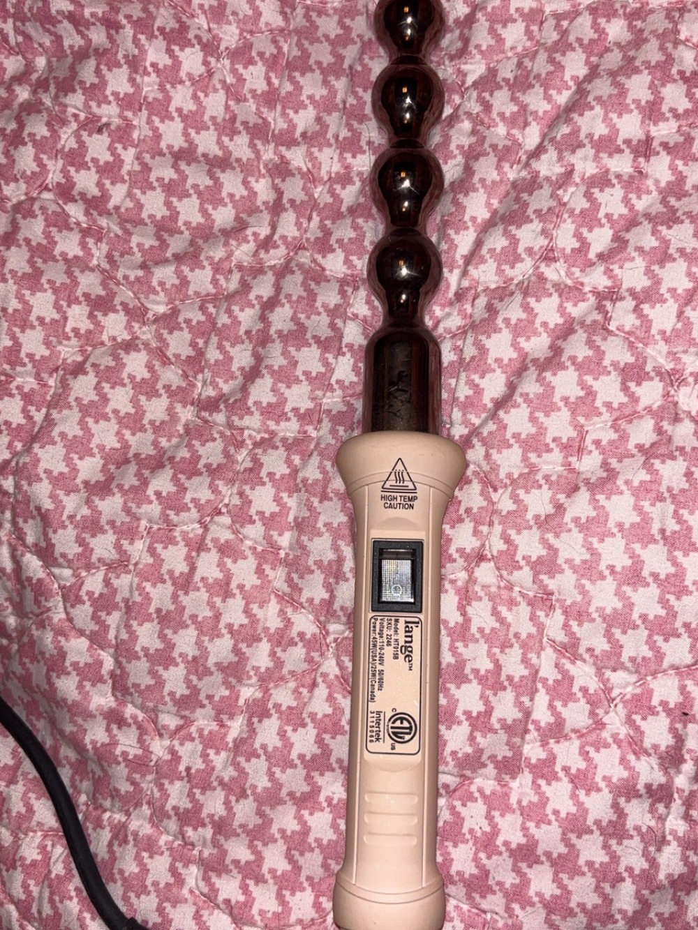 Lange pink styling wand